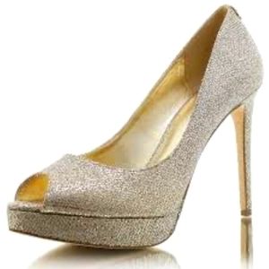 SOLD Michael Kors heels 👠